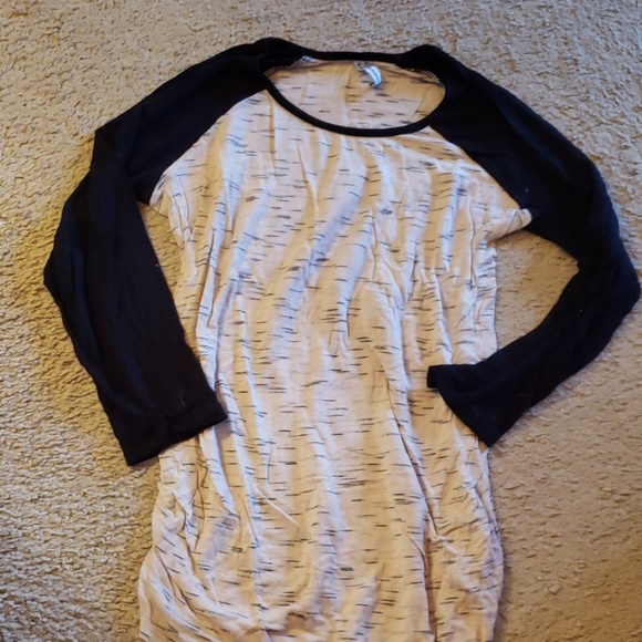 Planet Motherhood Tops - Planet Motherhood top
